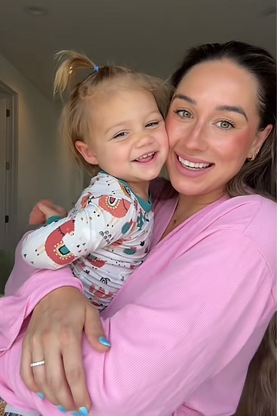 Let’s dress me and my baby 🤍

#LTKFamily #LTKBump #LTKU