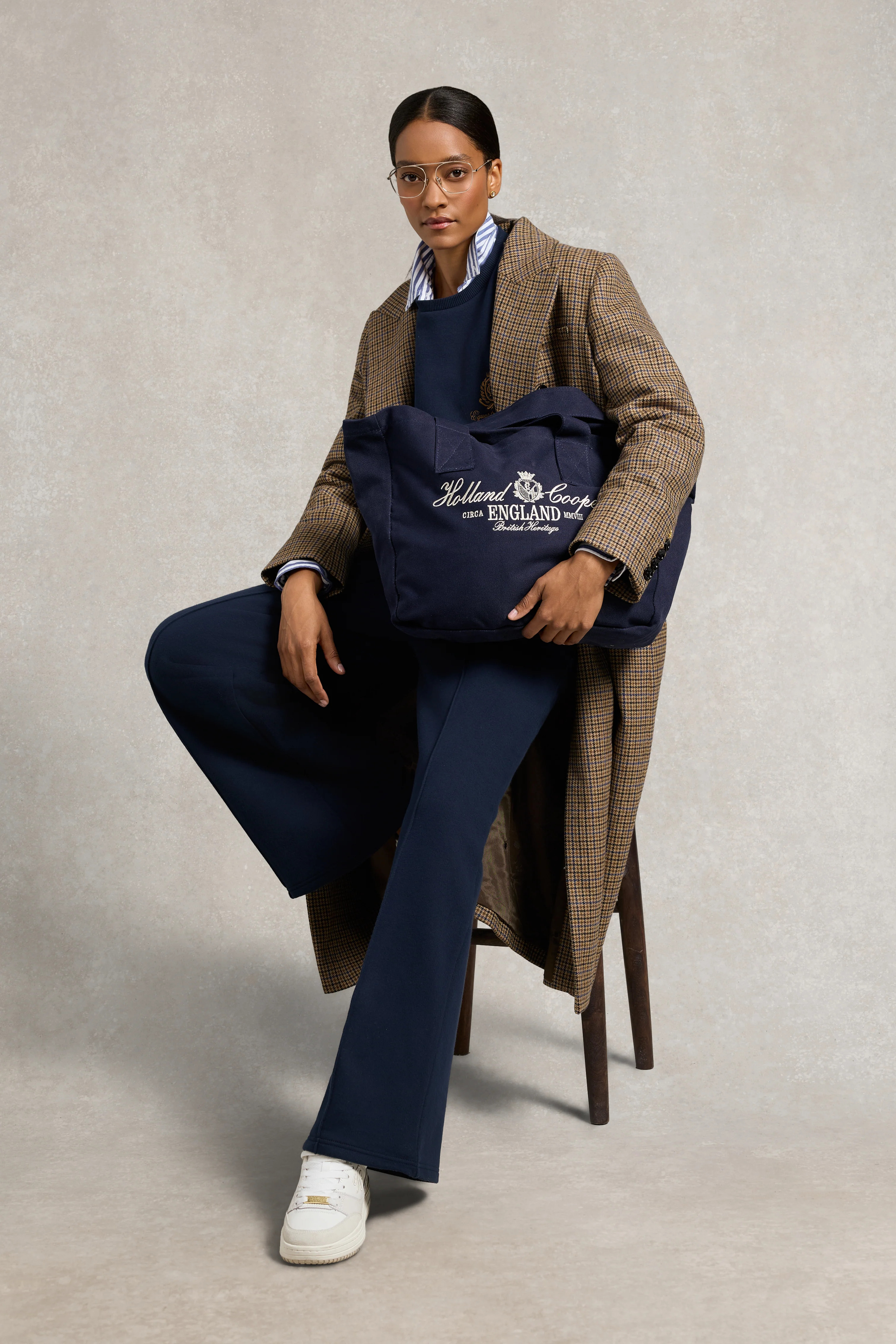Essential Tote Bag (Navy Ecru) | Holland Cooper