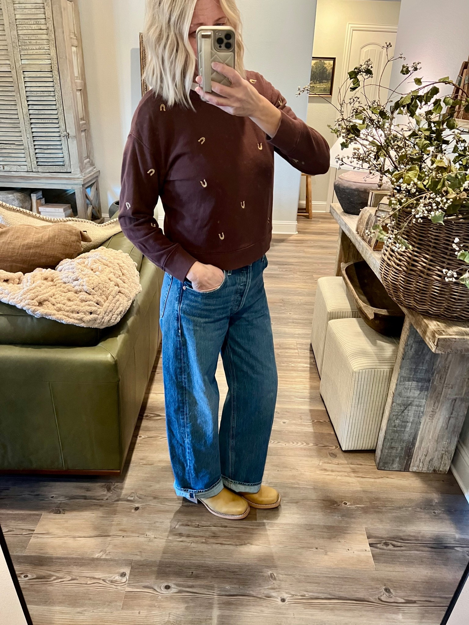 Lightweight sweatshirt is perfect for Texas winter Frye boots are hands down quality 

#LTKootd #LTKU #LTKSaleAlert