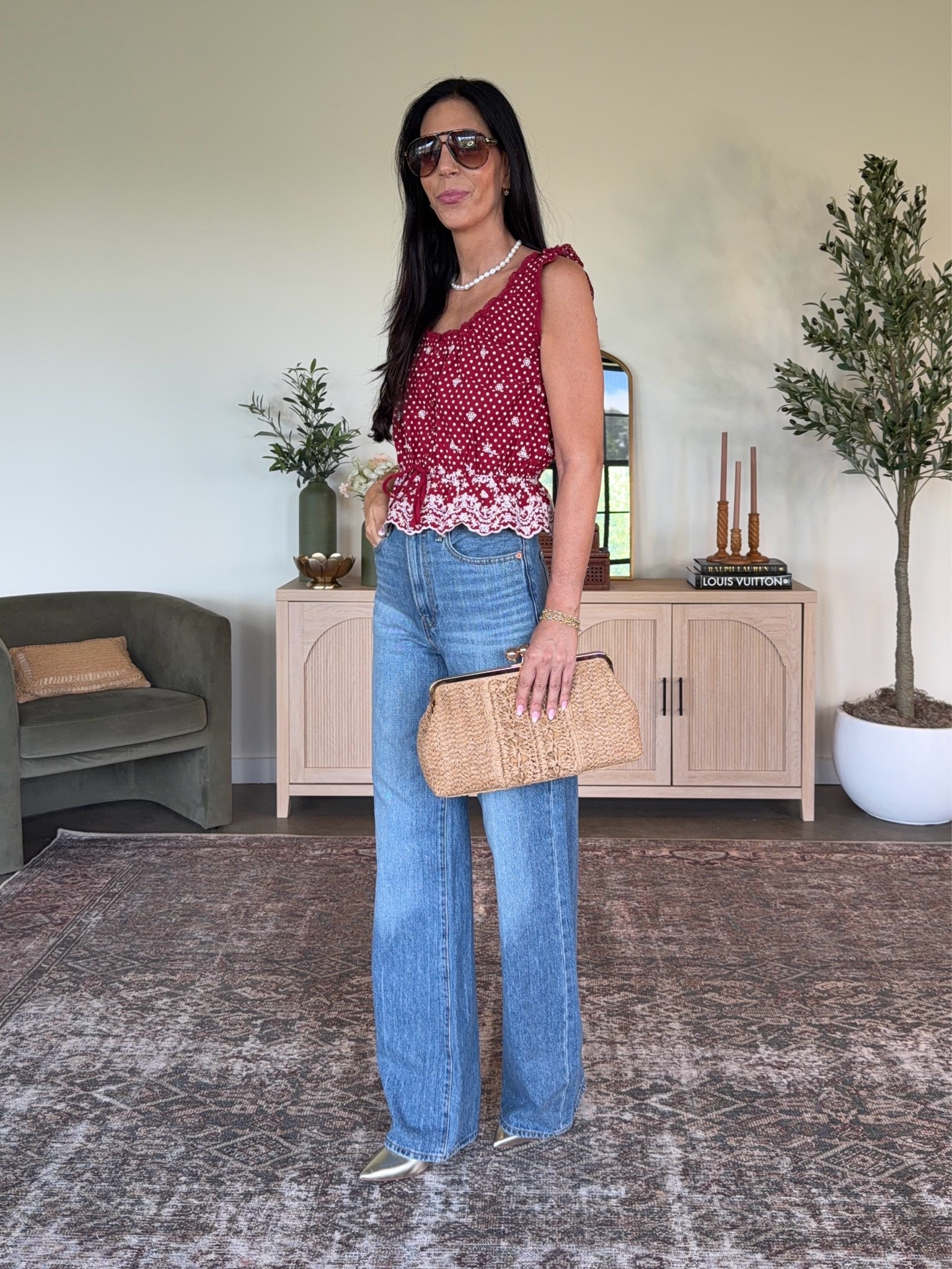 The @levi denim that has been a best seller and on repeat lately. 
Color: Not The Same 
Size- 27 x 34 
@Target  top- small