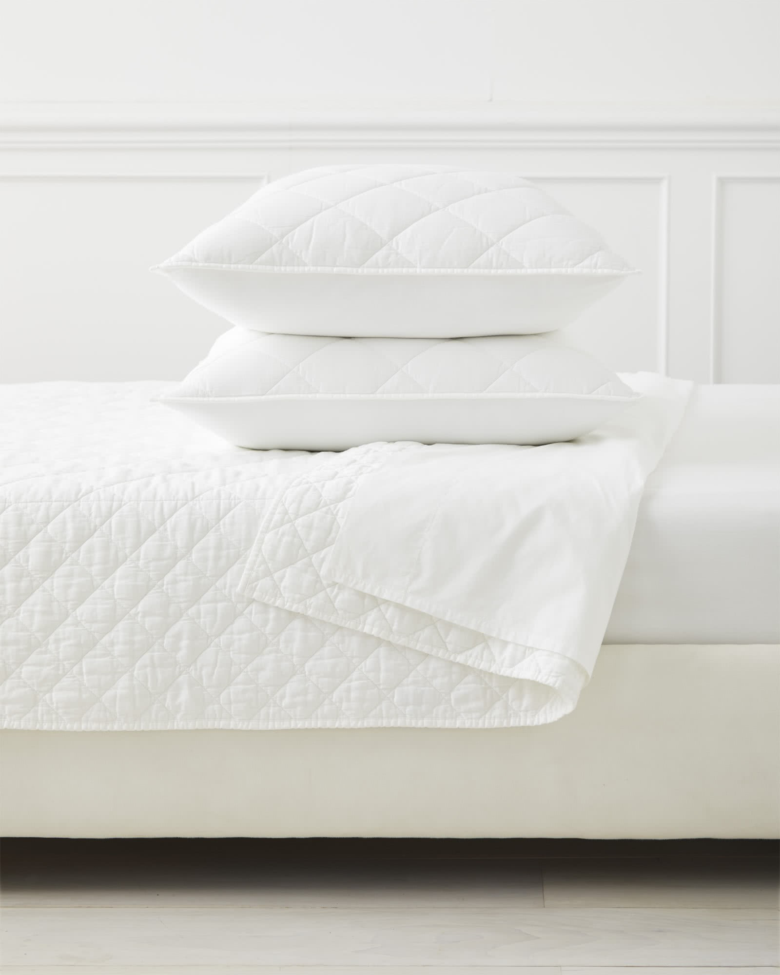 Augustine Quilt
        Q999-F | Serena and Lily