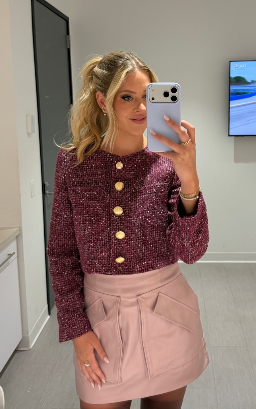 Mixing pinks for the final Bears preseason game

Jacket: Derek Lam 10 Crosby
Skirt: Aknvas 

OOTD, outfit inspo, workwear, contemporary, style, stylish, fall transition wear

#LTKTall #LTKWorkwear #LTKootd
