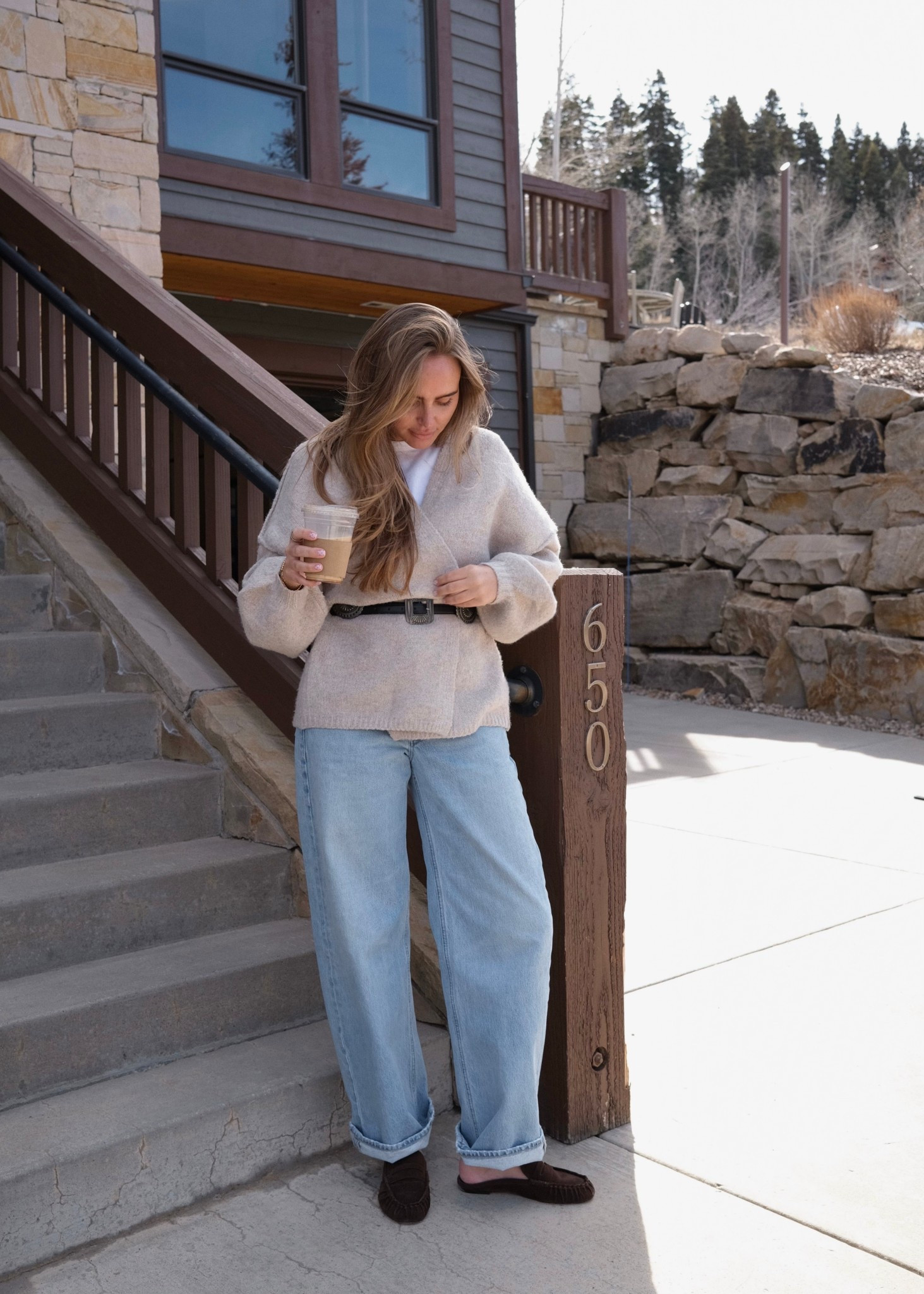 Wearing a size L in the cardigan so I could wrap it and a size S in the boxy tee. Jeans run oversized, wearing a size 25

#LTKSeasonal #LTKootd #LTKTall