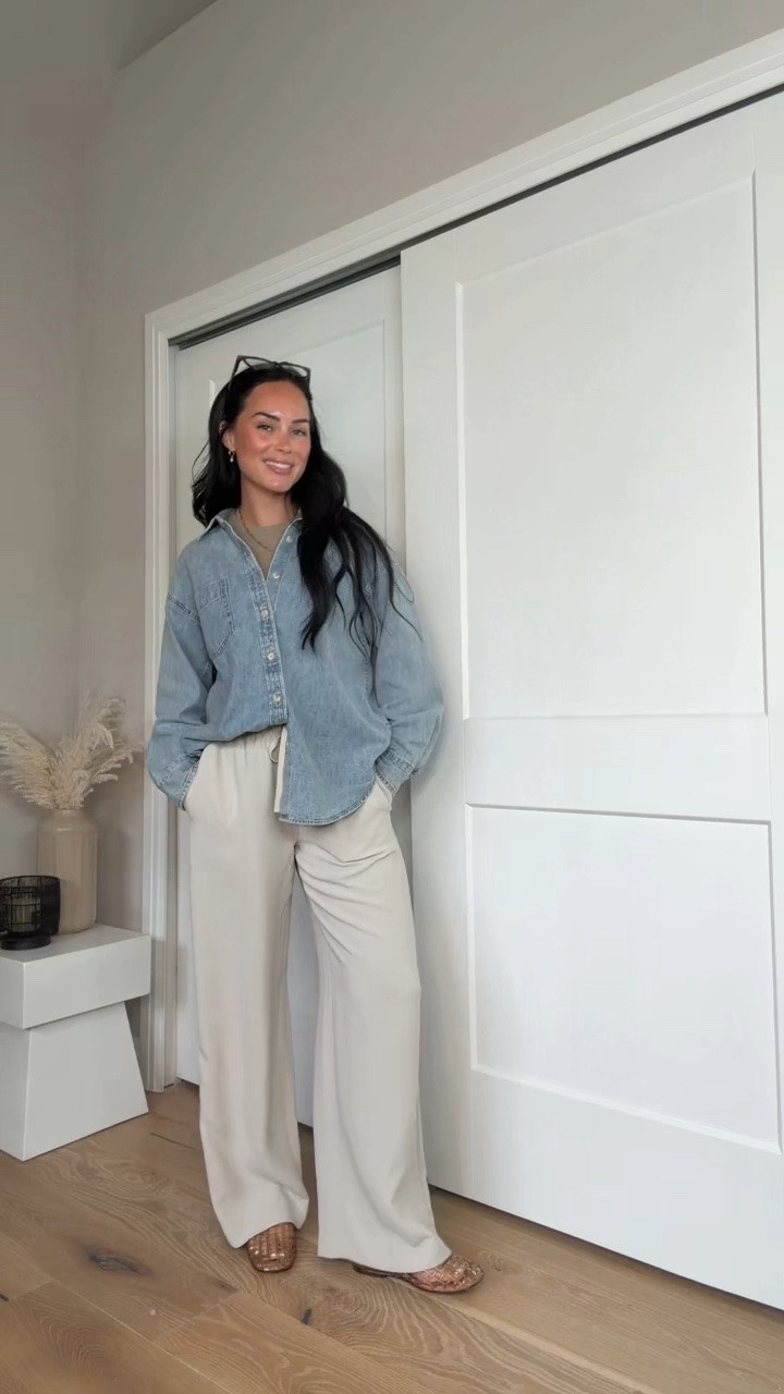 Easy, effortless closet staples✨ 
The pants are anti-wrinkle too, making them perfect for everyday or travel. I’ll have my full outfit linked on my LTK.

My sizing: 5’7”, 145 lbs, 32DD
Wearing a size small tee, XS denim shirt & medium pants

@Aritzia #Aritziaoutfit #aritzialodgepants #efforlessoutfit #falllooks relaxed chic outfit, casual fall outfit, closet staples, flowy pants, denim button up, effortless everyday style, travel outfit