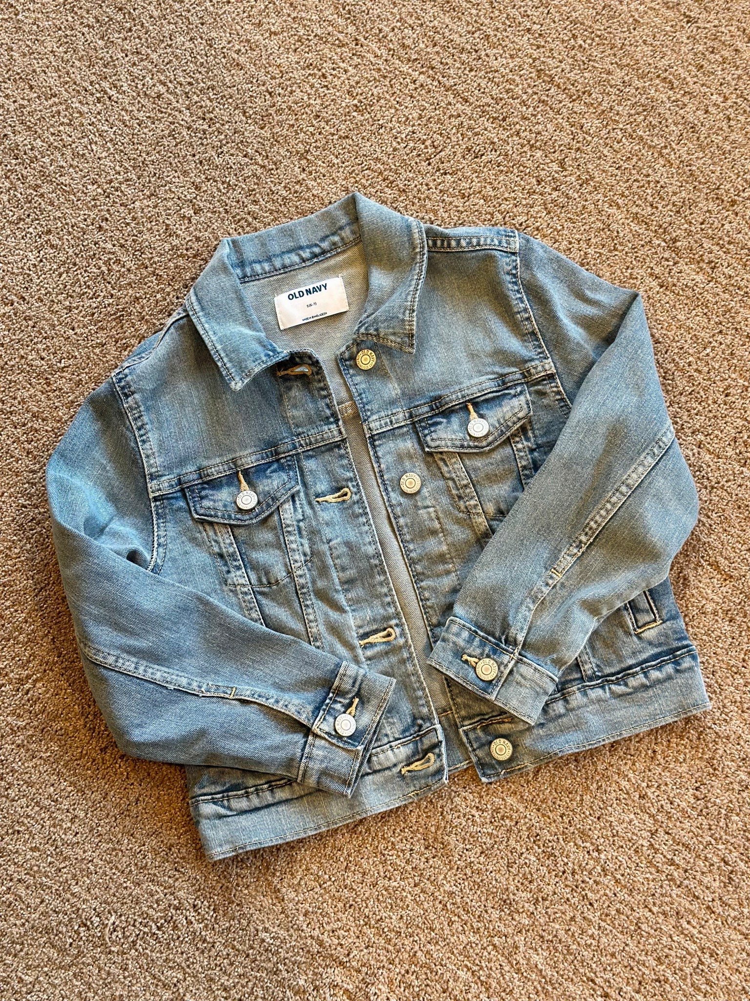 Little girls Jean jacket! ♥️
#oldnavy #jean #jacket #jeanjacket #girlsjeanjacket #like #comment #save #share #follow 

#LTKFindsUnder50 #LTKKids