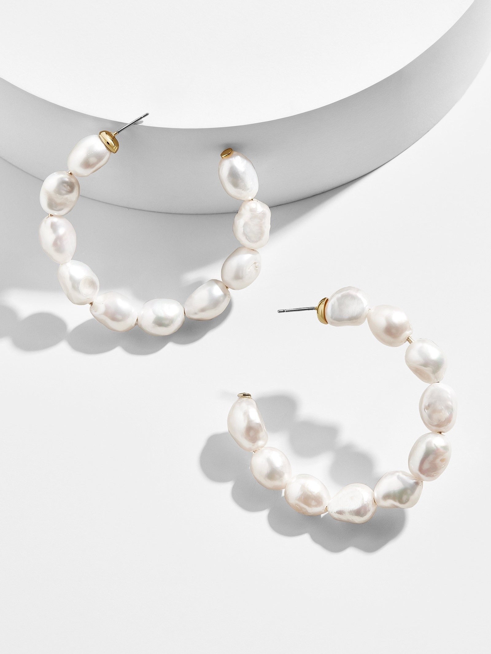 Dafina Pearl Hoop Earrings | BaubleBar (US)