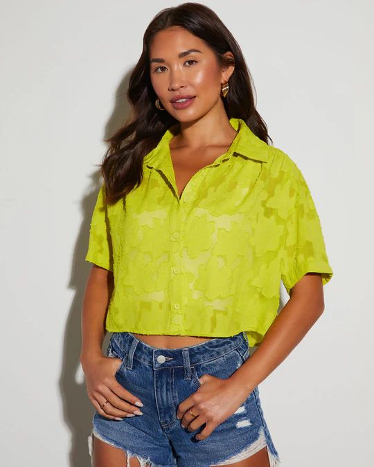 Jayla Cropped Short Sleeve Button Down | VICI Collection
