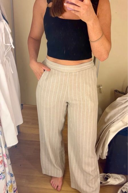 Love these linen pants with a black tank from Tjmaxx

Tjmaxx finds
Tjmaxx 