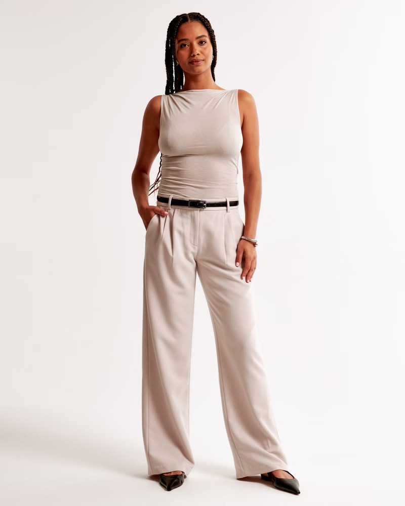 Curve Love A&F Sloane Low Rise Tailored Wide Leg Pant | Abercrombie & Fitch (US)