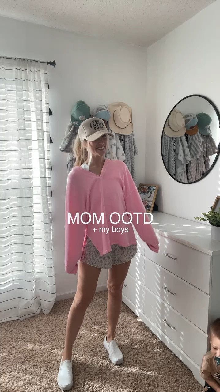 Comfy and affordable mom outfit 💗