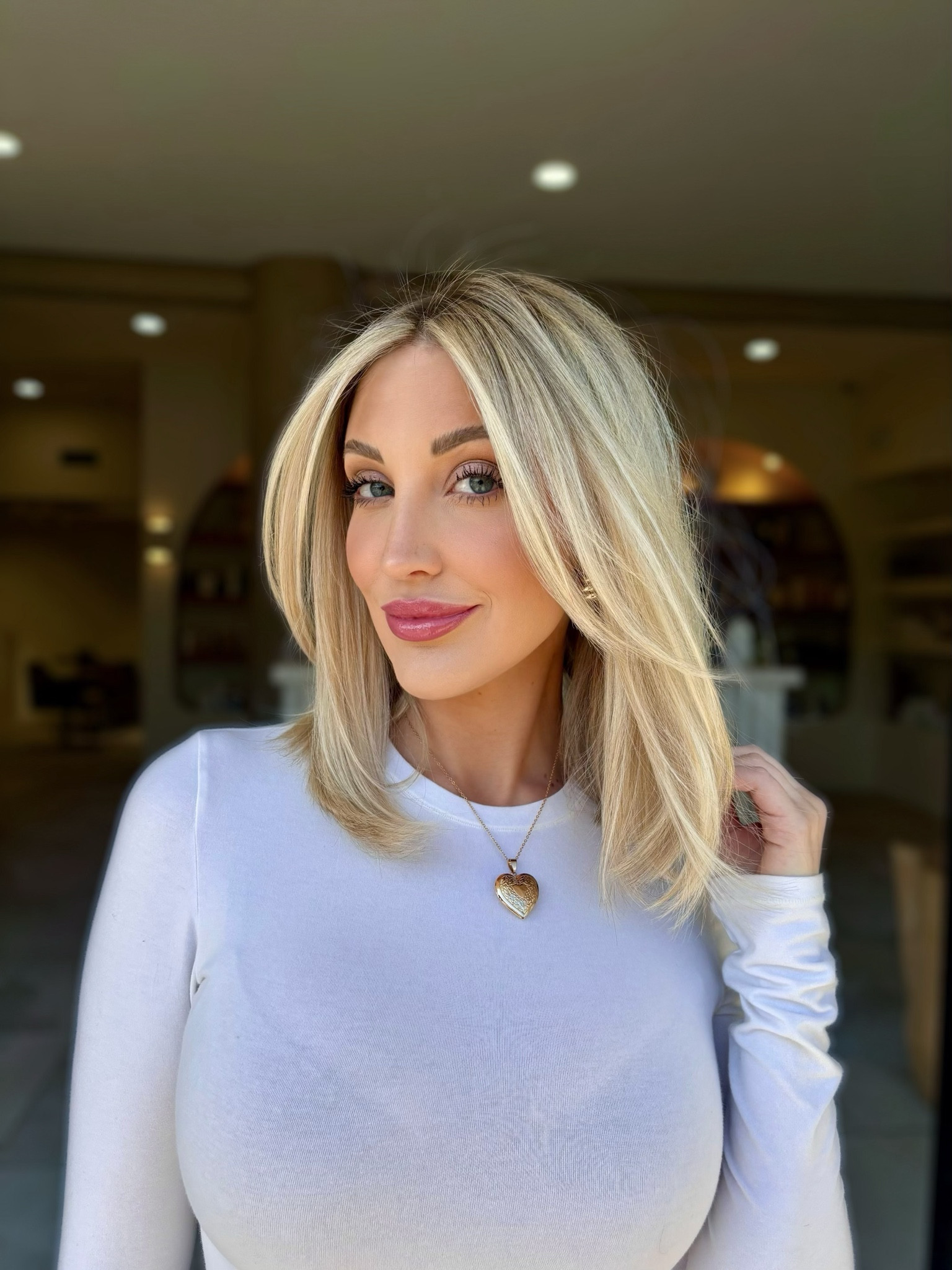 Fresh hair 🫶🏼

#LTKBeauty #LTKStyleTip #LTKFindsUnder50