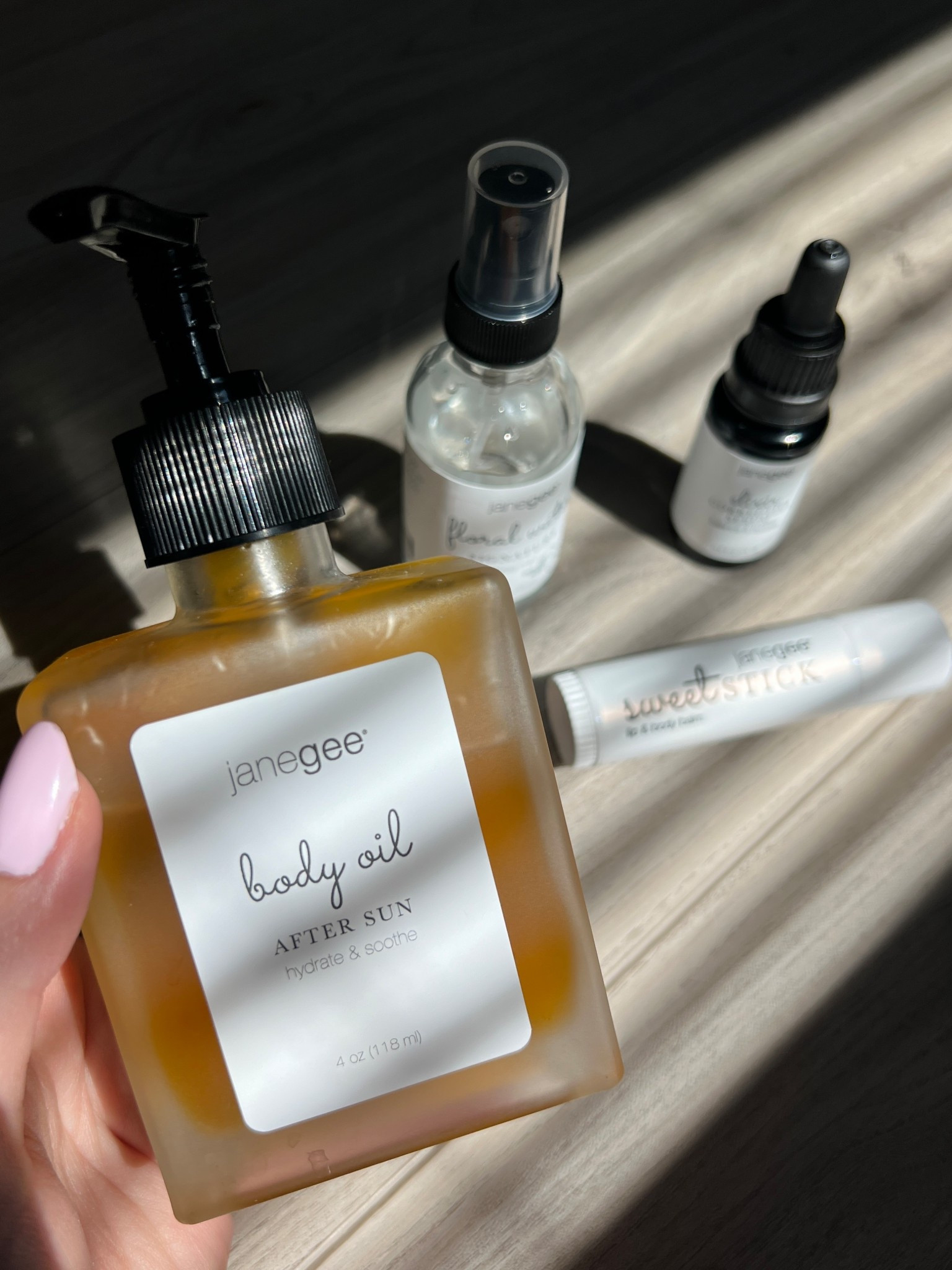 After sun body oil that is non toxic! ✨🤍

#LTKFindsUnder50 #LTKFindsUnder100 #LTKBeauty