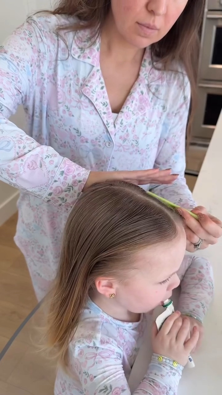 Don’t mind us still in our PJ’s! 🤪🤍 Heart glitter is from @dittobug_hair use: BANKS10 to save on yours!

#valentinesdayhairstyle #toddlerhairstyles #easyhairideas #girlshairstyles #hearthairstyle hair glitter