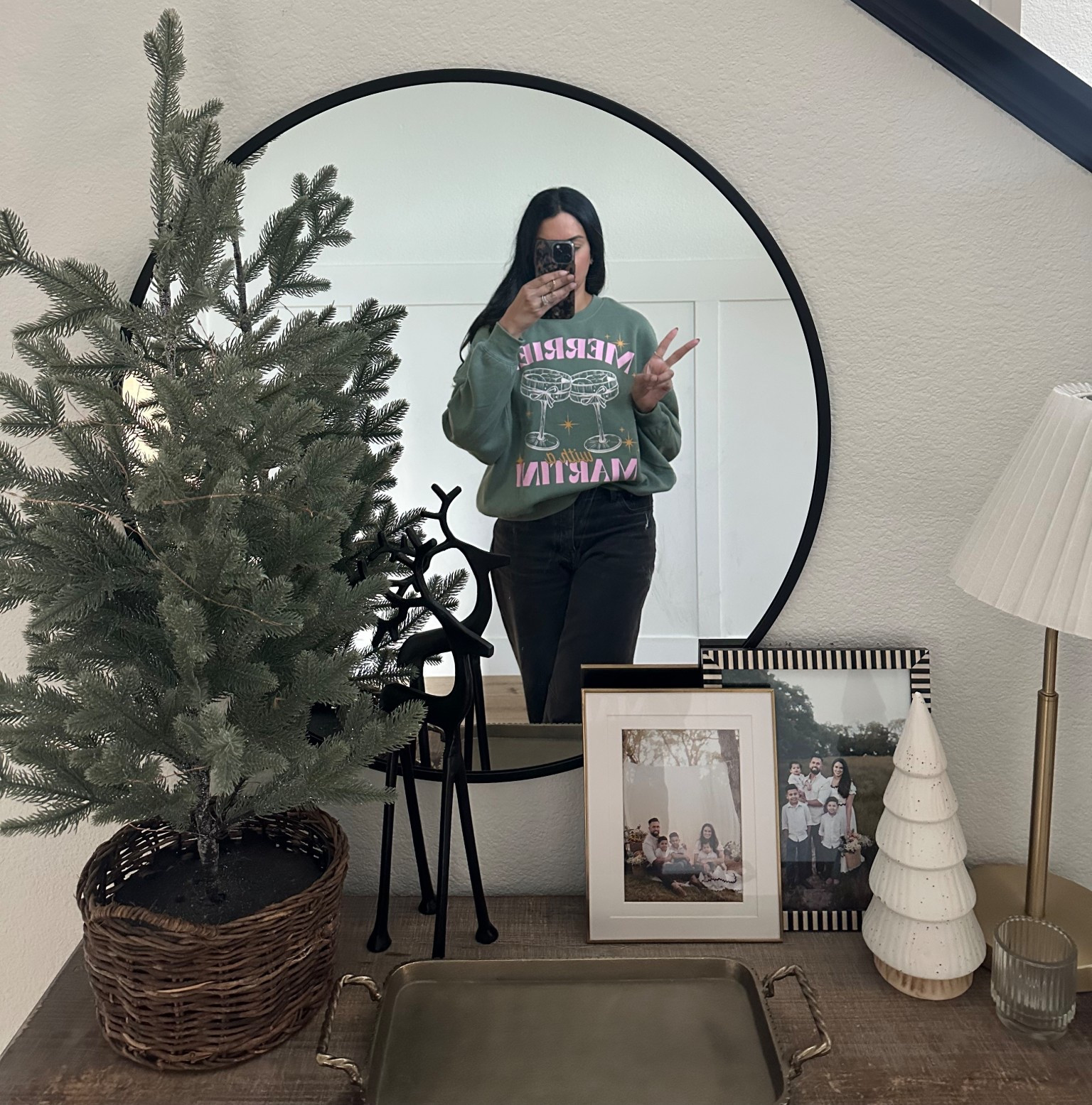 Cutest Christmas Sweatshirt 

Women’s, Christmas sweater, Christmas outfit, christmas sweatshirt, Christmas women’s fashion 

#LTKHoliday #LTKootd #LTKGiftGuide