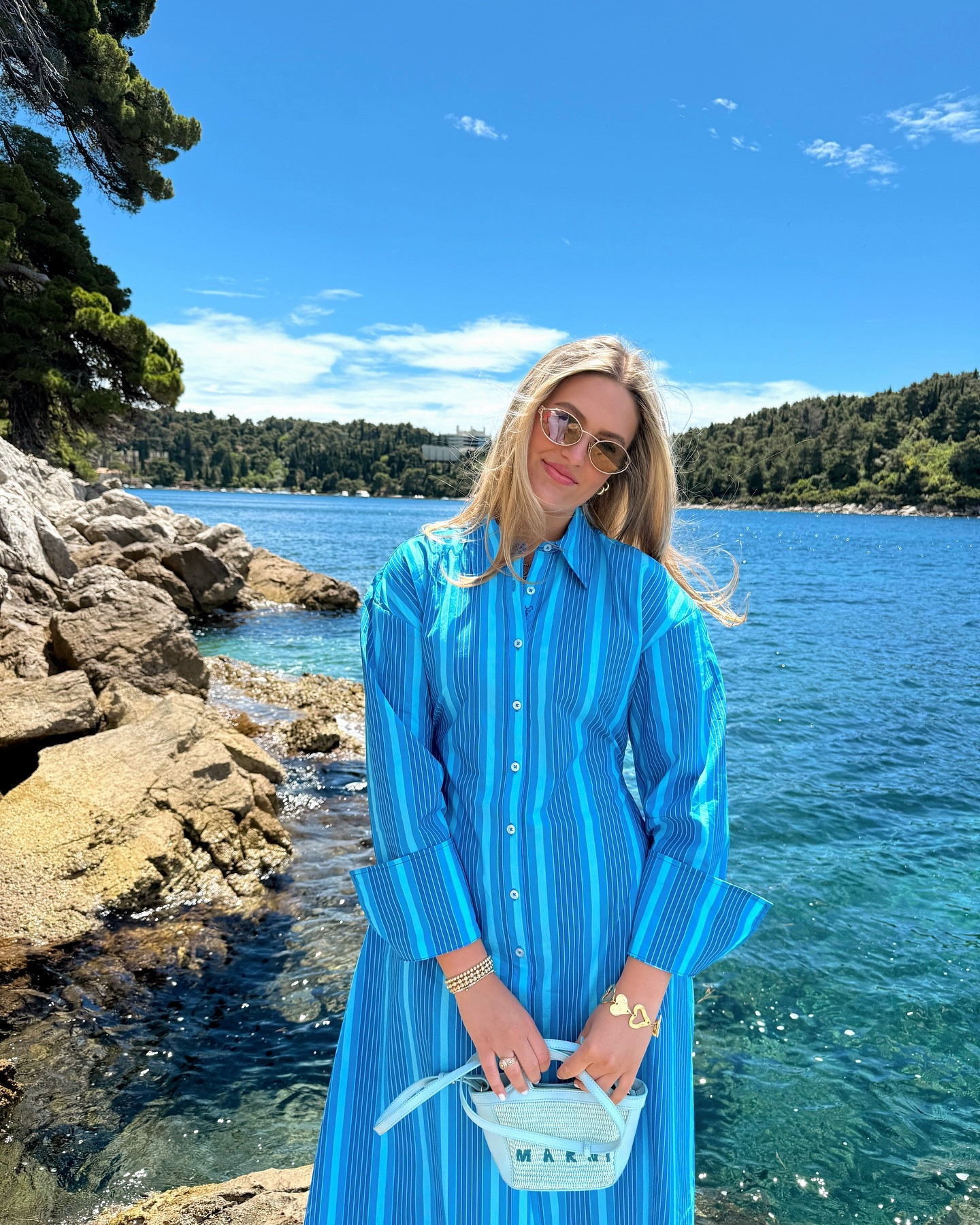 Waiting for my @aperolspritzofficial sponsorship🍊🍊🍊🍊