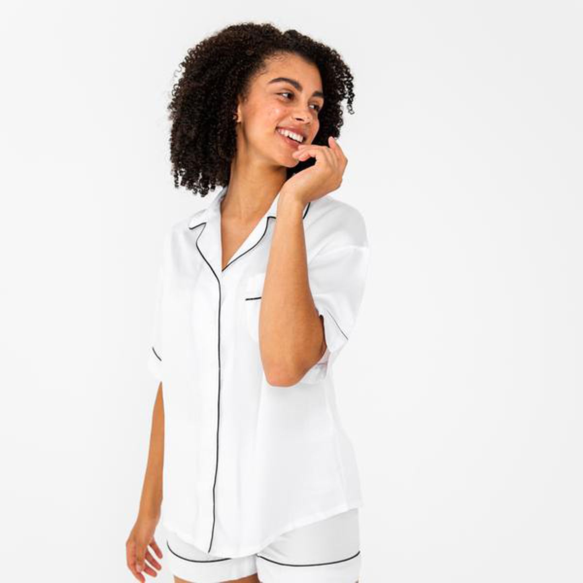 ettitude Women's Sateen Short Sleeve PJ Shirt (Color: Cloud, Size: l) | The Tot