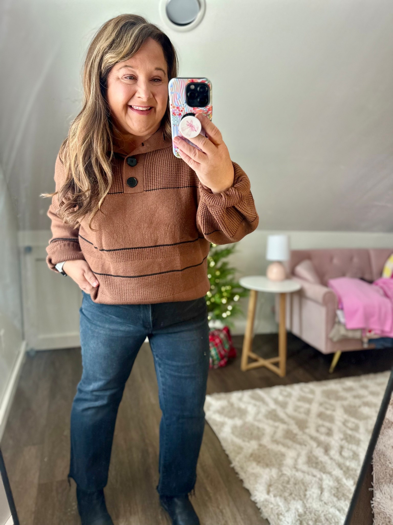 Love the polo style of this sweater, quality is a 10/10. Runs TTS