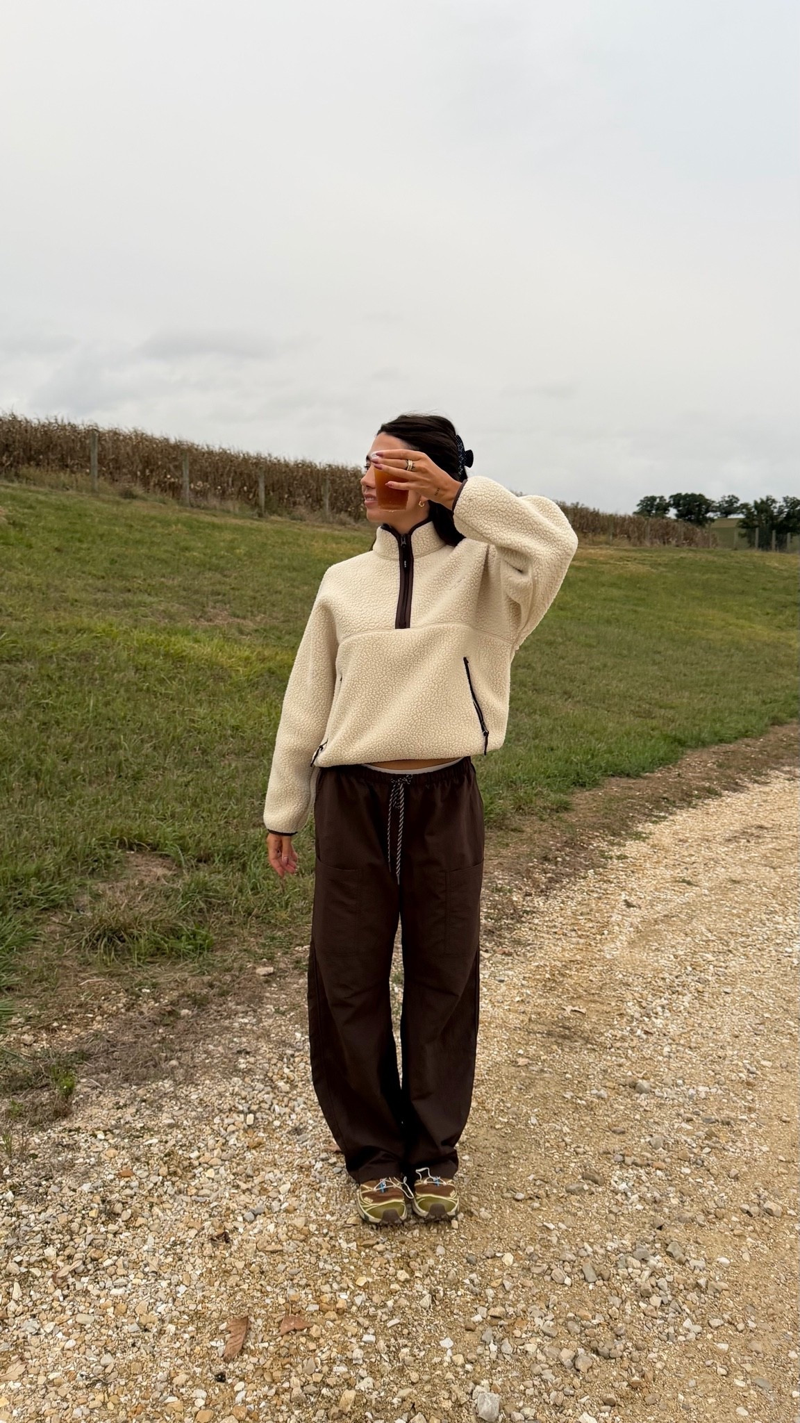 Favorite aritzia fleece and it’s back in stock! In a M

#LTKootd #LTKSeasonal #LTKgrwm
