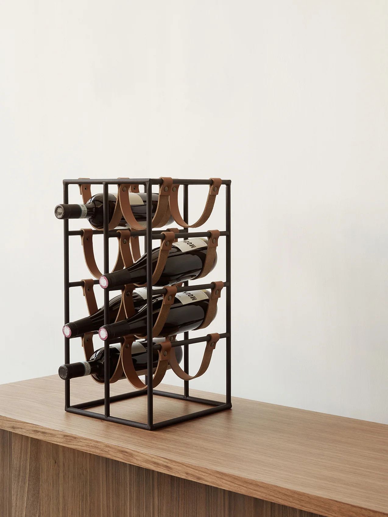 Umanoff Wine Rack| Modern wine rack by Arthur Umanoff | Audo Copenhagen