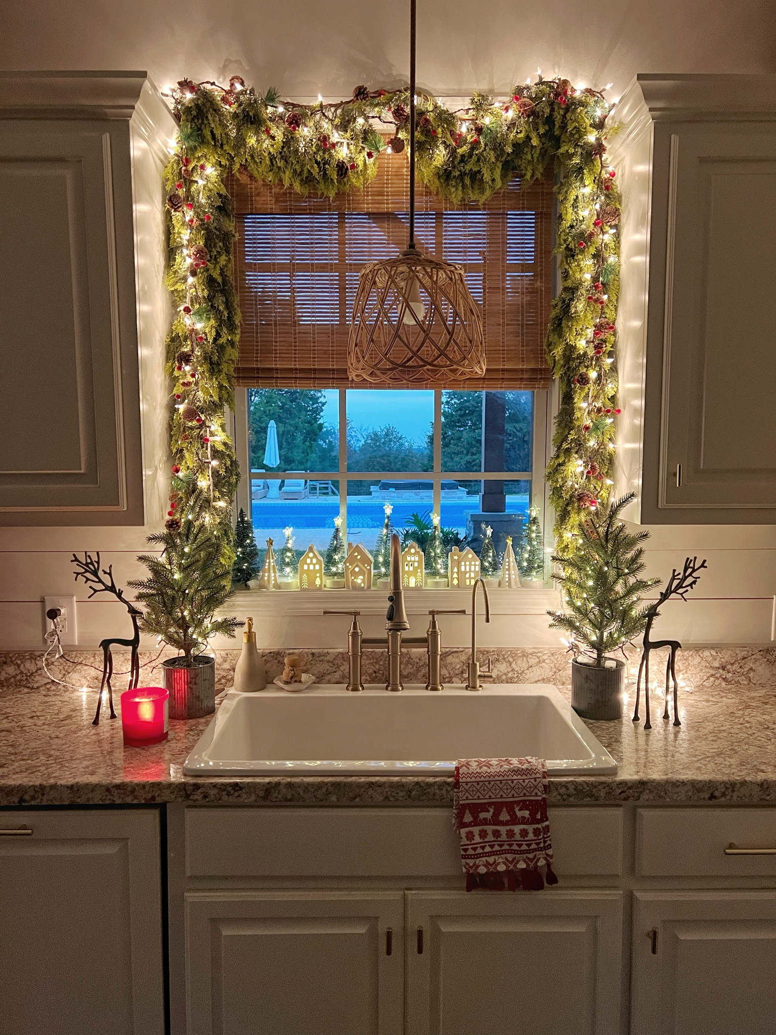 Cozy Christmas window 