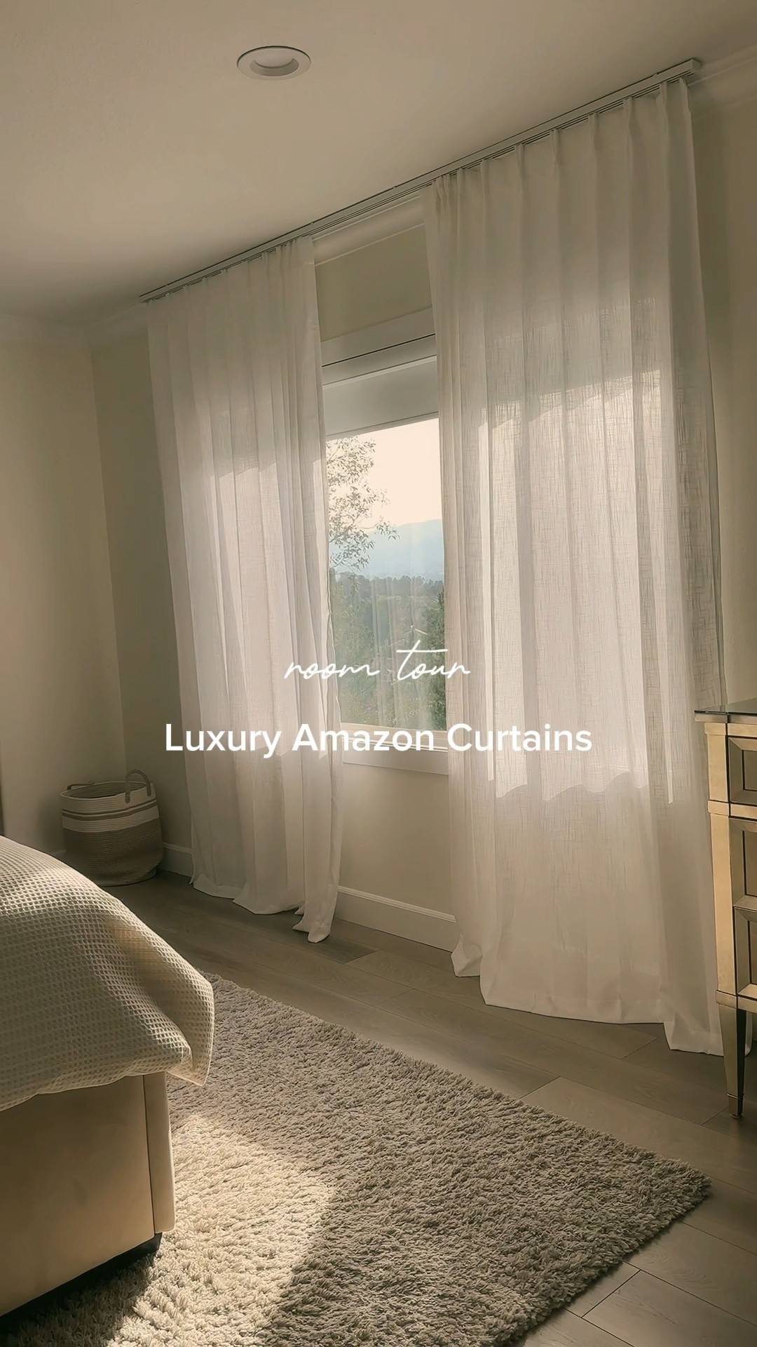 These curtains totally transformed my room 😍

#LTKhome #LTKVideo #LTKstyletip