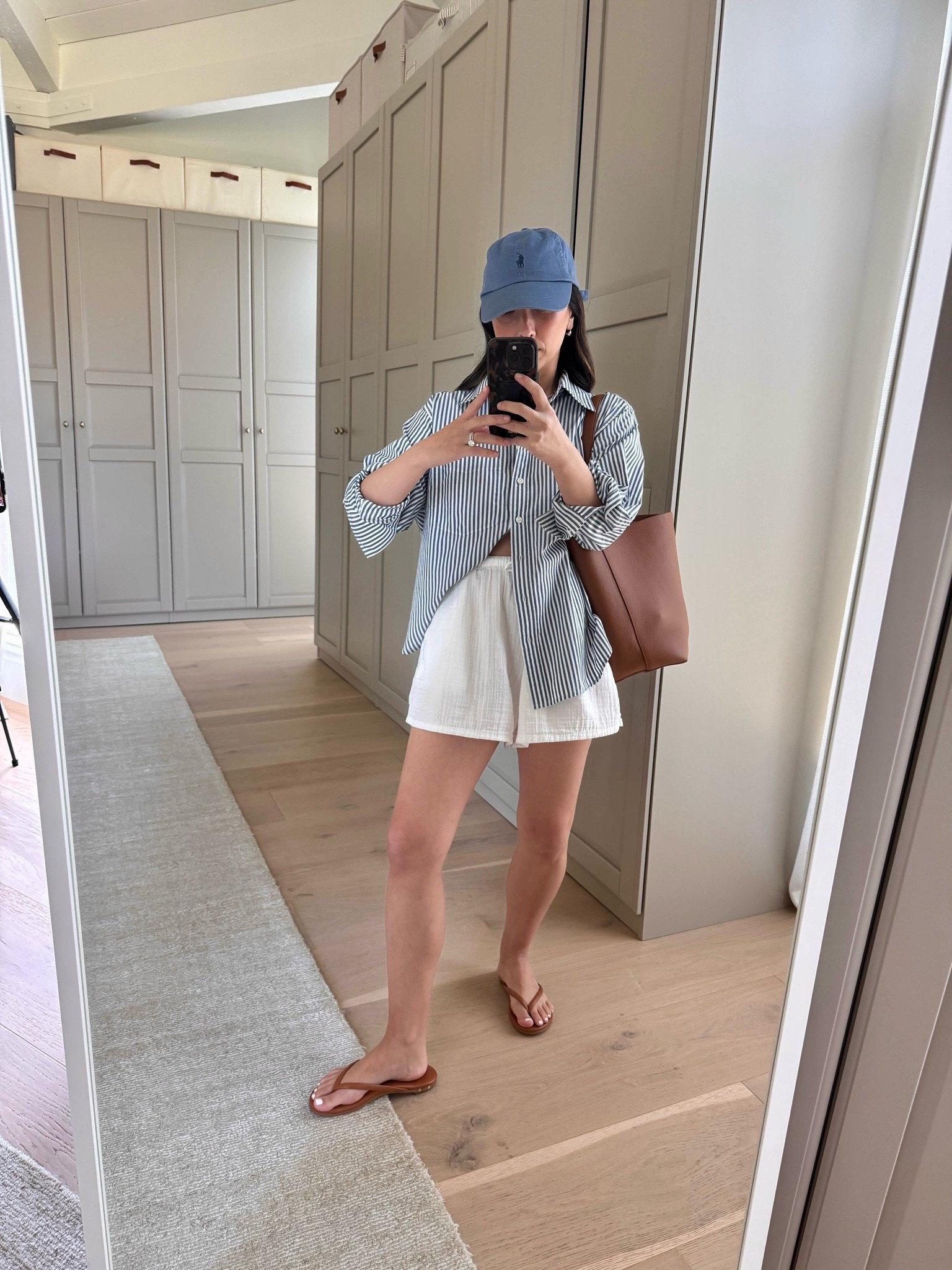 Mom-on-the-go when it’s hot. My summer uniform that works every time. 

Gap shirt petite xs
Gap gauze shirts xs - new version, size up. 
Beek sandals 5
Quince bucket bag
Polo hat 
Electric Pick earrings
Dorsey James necklace 15”

summer style, summer outfits, petite style

#LTKootd #LTKmomlife #LTKPetite
