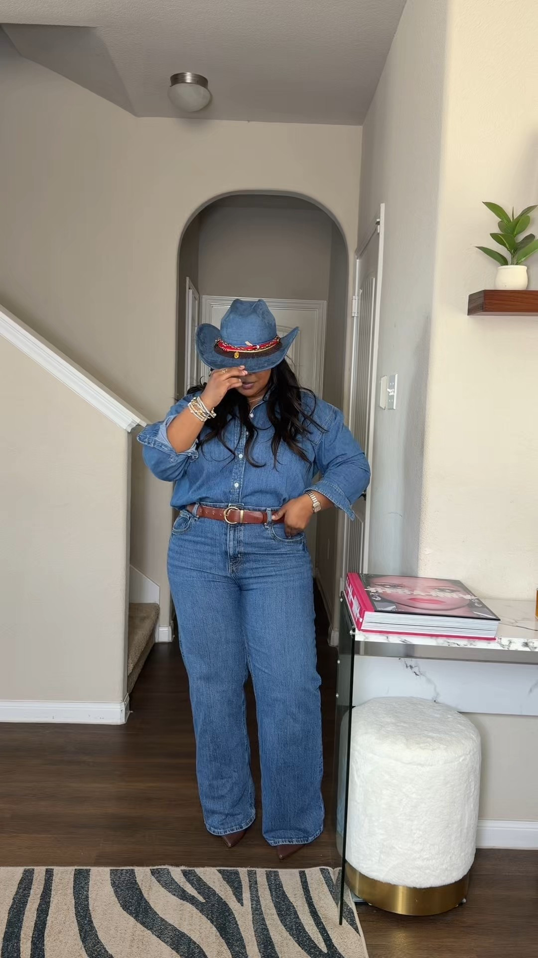 Chic Western Outfit Inspo

#LTKMidsize #LTKgrwm #LTKootd