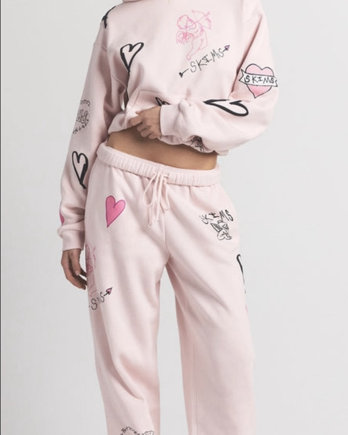 Barely Pink Angel Sketch Sweats
🤍

Gift guide, Valentines sweats, Pale pink sweats, Sweats with hearts, Skims Valentines Sweats

#LTKBeauty #LTKValentine #LTKSaleAlert