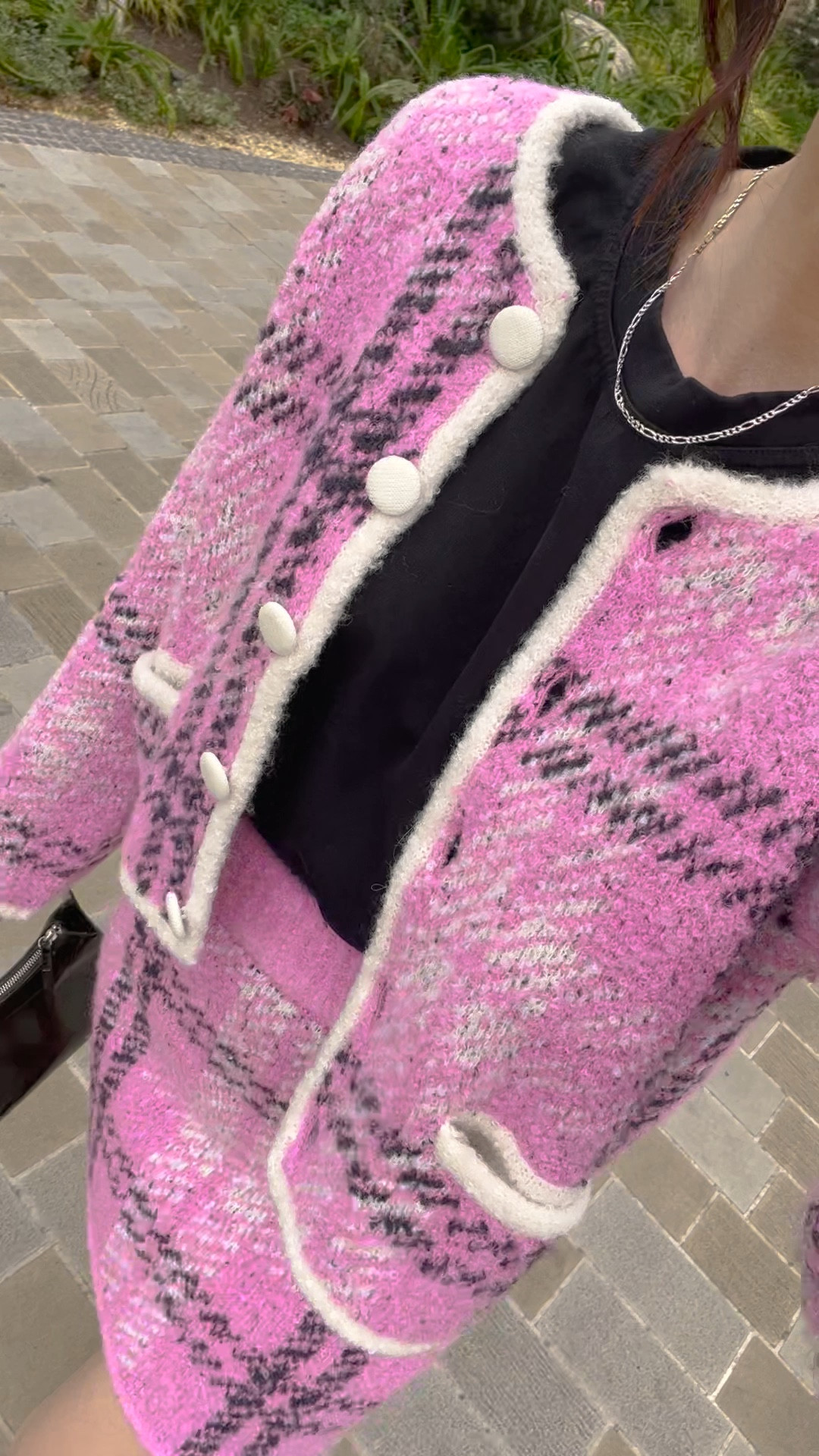 le specs sunglasses, astrid & miyu silver hoops, kitri cardigan and skirt, cos t-shirt, black boots, black knee high boots, chain necklace, emi jay claw clip, daisy jewellery, arket, selfridges, vagabond, shoulder bags, autumn capsule, streetwear 

#LTKstyletip #LTKeurope #LTKSeasonal