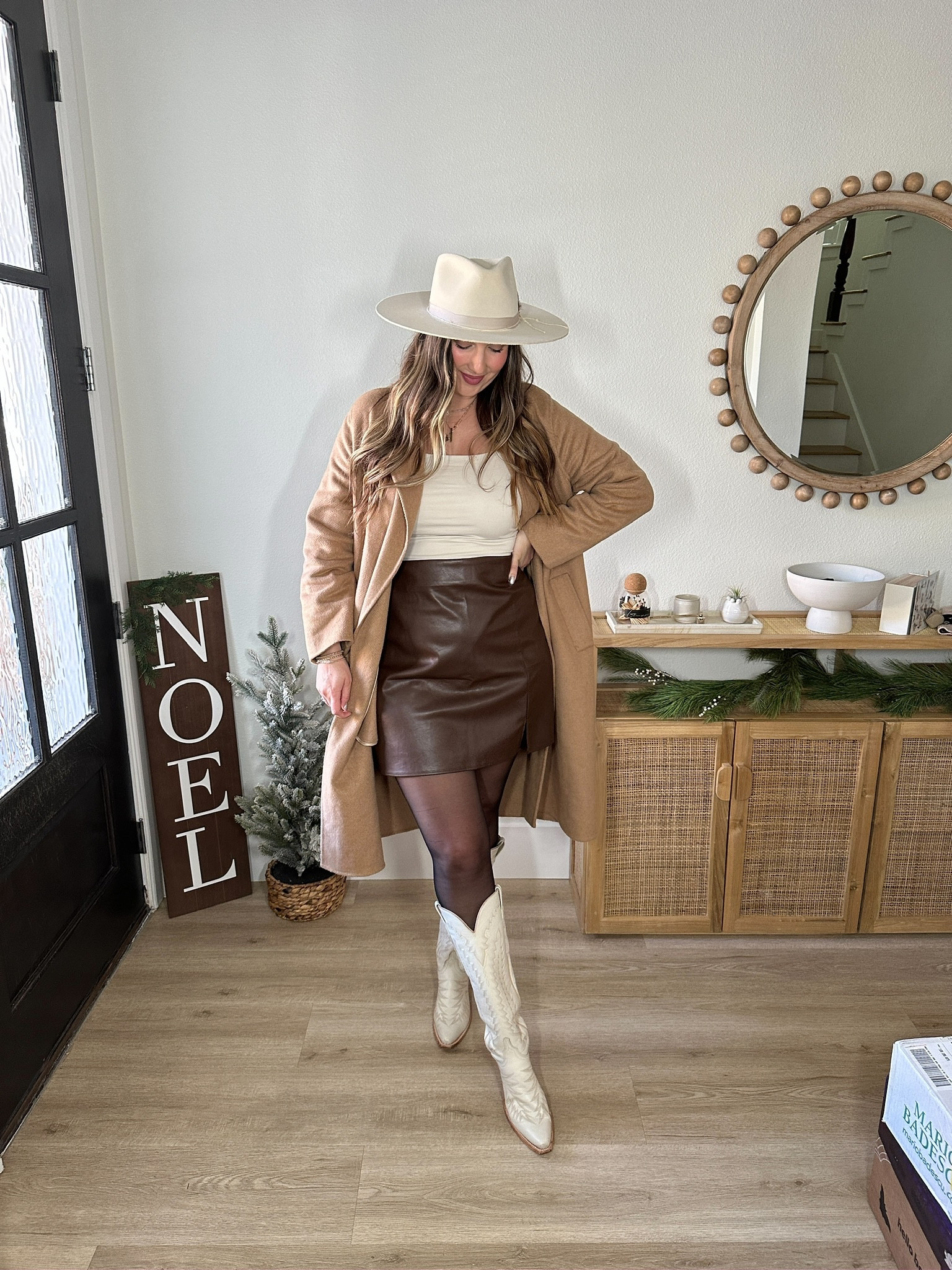 Old navy sale! I love this fall statement look! 

#LTKHoliday #LTKCyberWeek #LTKsalealert