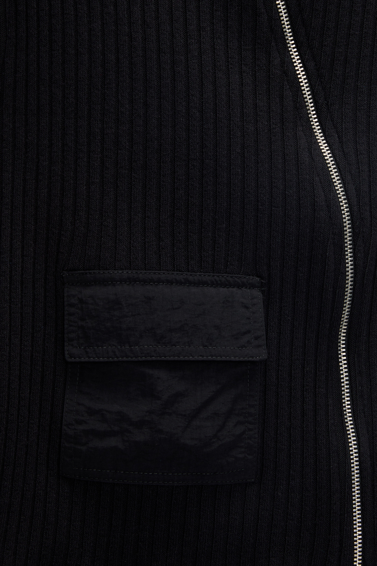 High neck top with a crossover zip fastening | PULL and BEAR UK