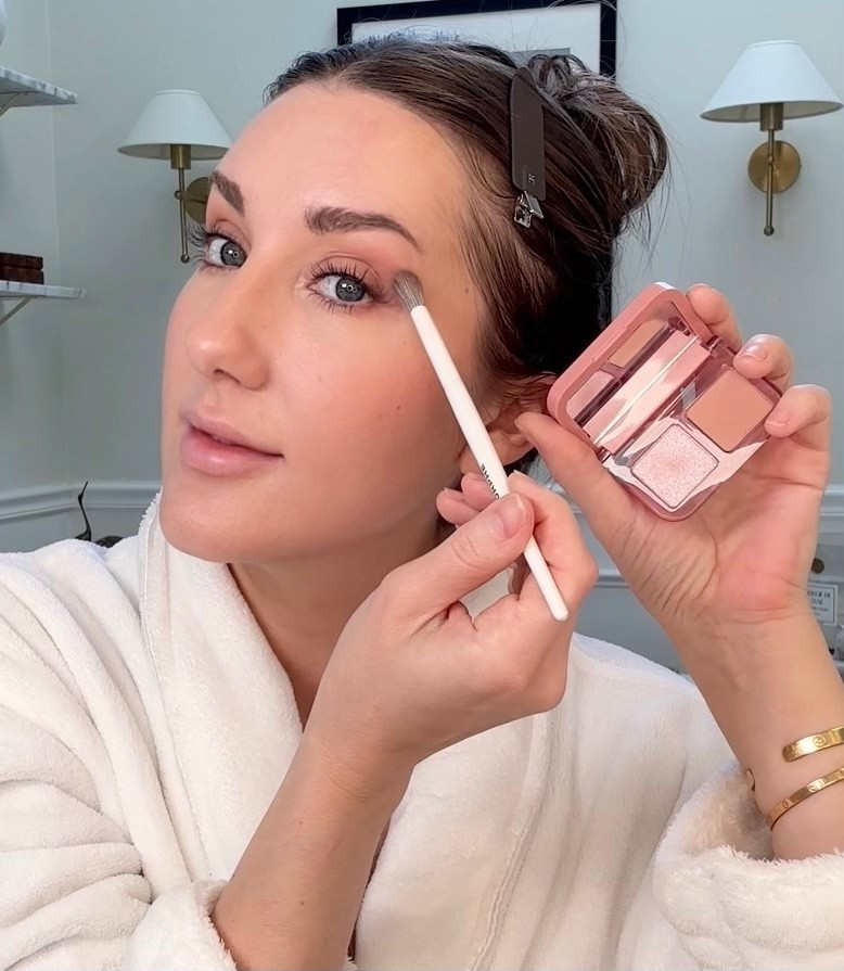 The ultimate *magic* eyeshadow duo for spring. So easy to apply, completely foolproof, and gives you the perfect updated spring eyeshadow look that’s current 💫

#LTKBeauty #LTKOver40