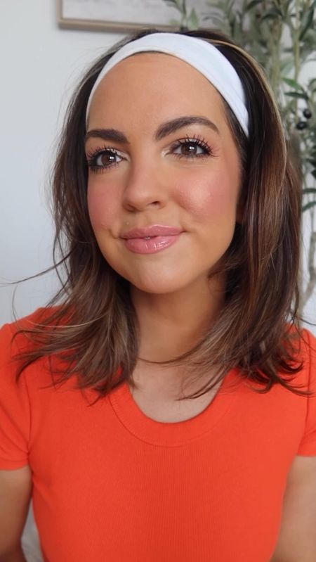 Easy everyday makeup routine that takes me 15mins max! Great for moms who don’t have a ton of time in the day, but want to feel “ready.”

Products Mentioned (linked on LTK)

@charlottetilbury primer with spf
@maccosmetics fix + setting and prep spray
@lorealparis Infallible Foundation & Concealer
@elfcosmetics liquid blush
@smashboxcosmetics face palette
@charlottetilbury Airbrush powder
@natashadenona I Need a Nude Eyeshadow palette
@smashboxcosmetics Super Fan Mascara
@summerfridays Lip Butter Balm

#makeuptutorial #makeupideas #mommakeup #grwm


#LTKxSephora #LTKbeauty