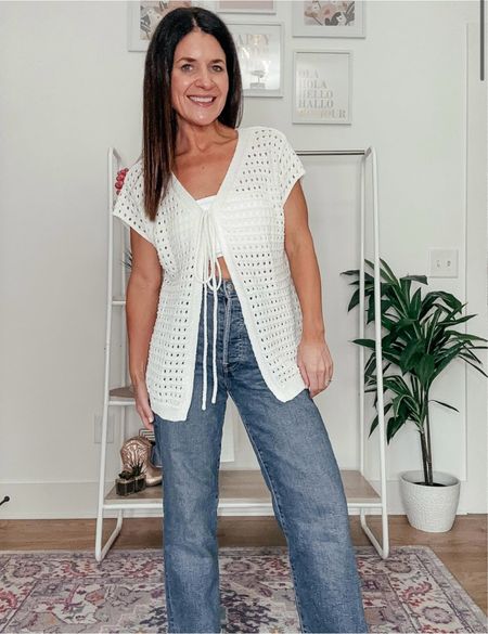 AMAZON- Outfit idea

Loving this white crochet short sleeve tie cardigan, it is lightweight and perfect for summer! I paired it with a white bandeau top and some medium wash straight let Levi jeans!


#LTKSeasonal #LTKStyleTip #LTKFindsUnder100