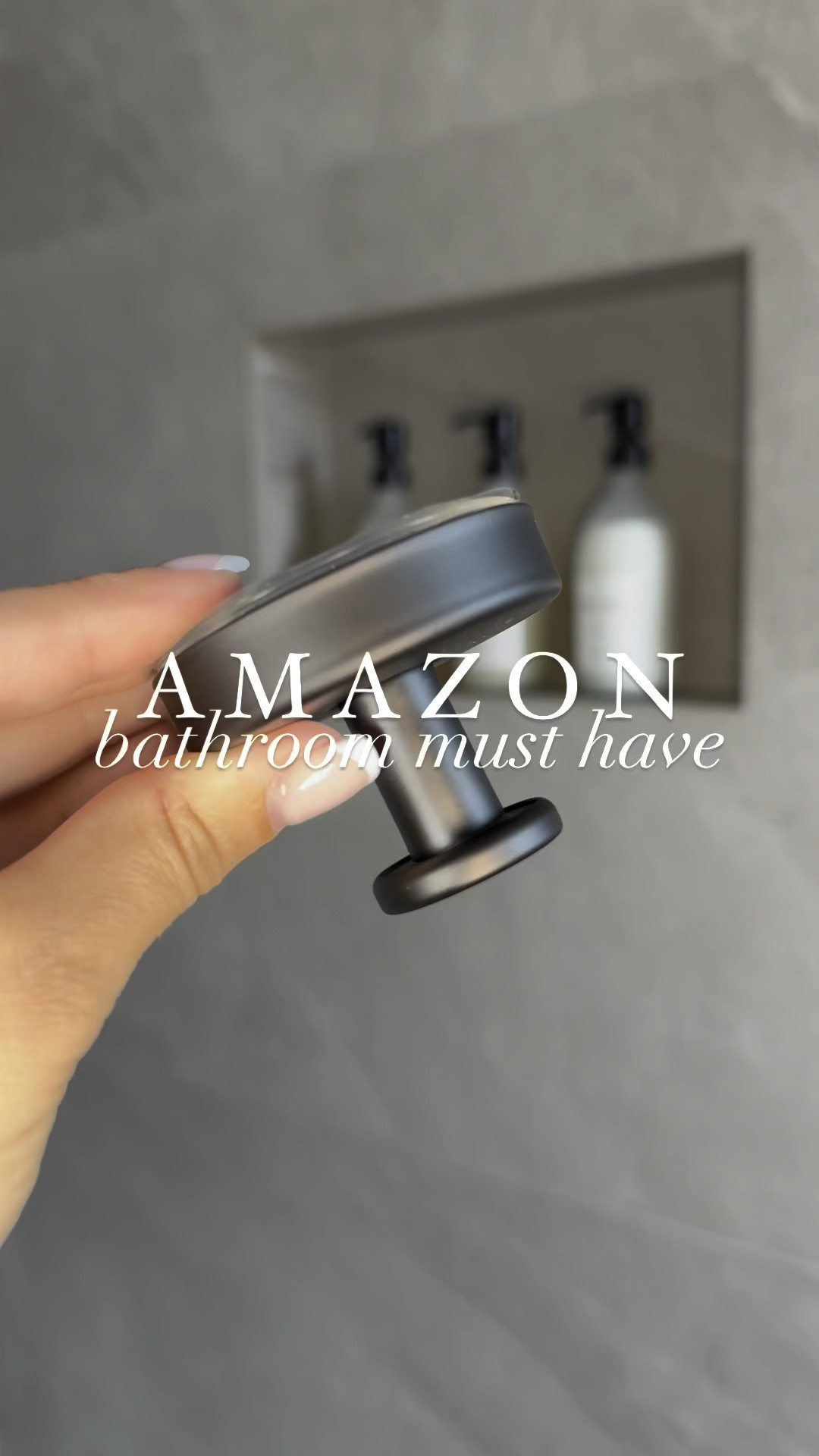 Obsessed with these stylish bathroom hooks that are so easy to install and remove 🫧🫶🏽

#LTKuk #LTKeurope #LTKhome
