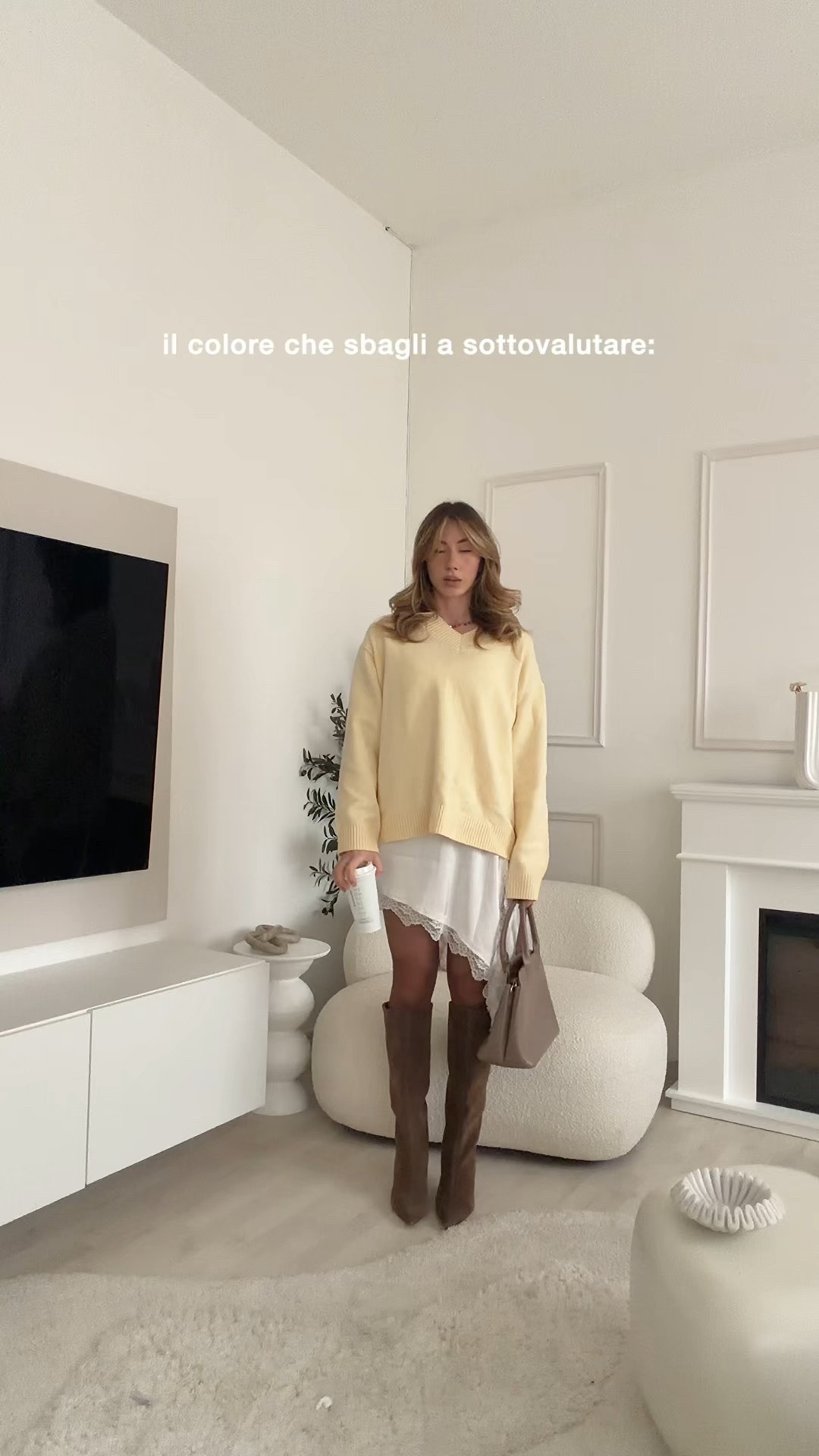 Outfit giallo pastello 💛☀️🍋🌼 H&M FINDS 
Zara codici:
Bomber marrone:
4344/655/716
Trench: 
3046/279/704

#LTKwinter #LTKitalia #LTKjeans