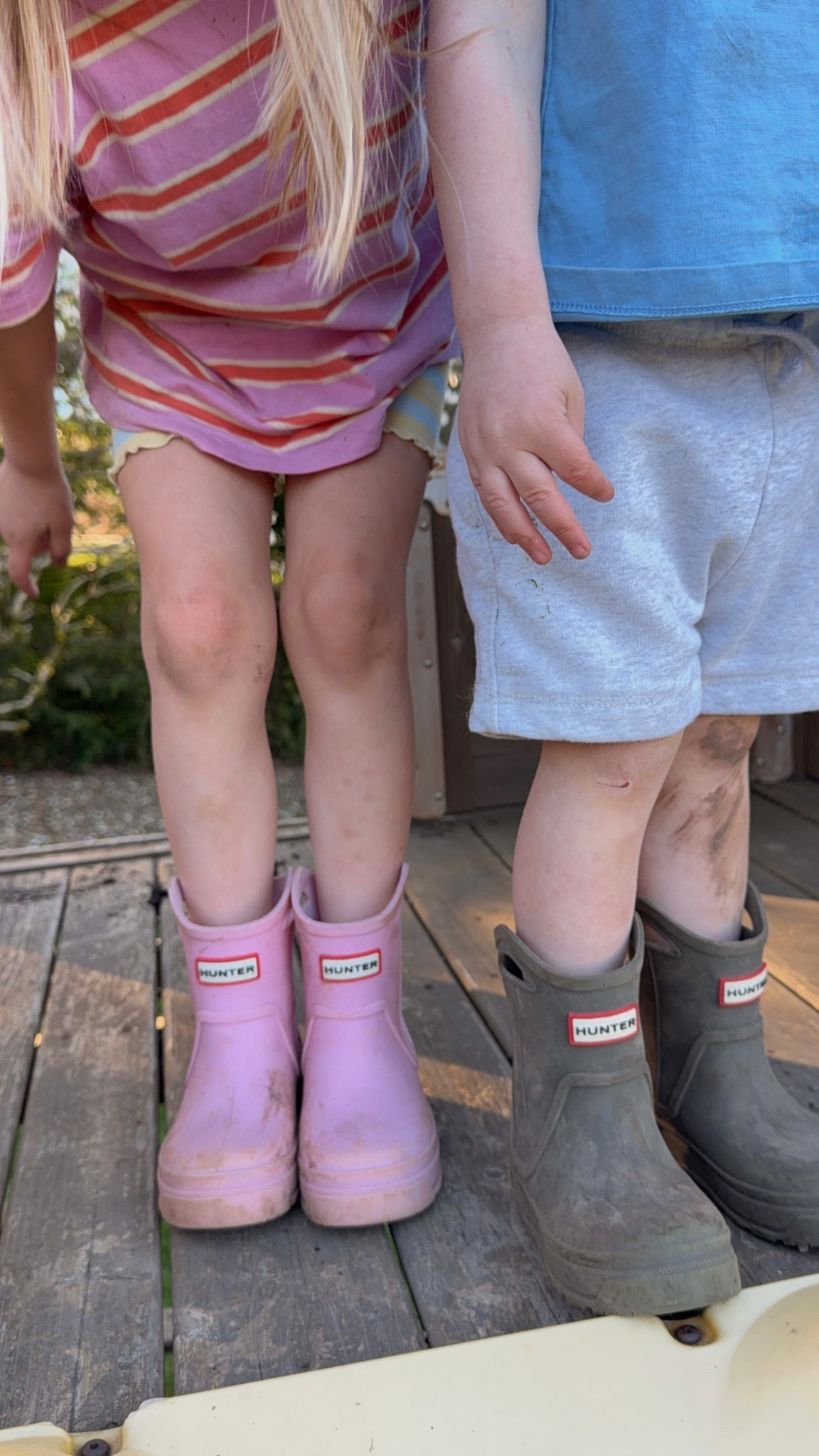 Love these rainboots for the kids! Taya is 5 and wears size 10, true to size. Riley wears an 8  they’re wide so really comfy and they stay on well. Love how easy they are to clean also! 

#hunterboots #rainboots #toddlerclothes