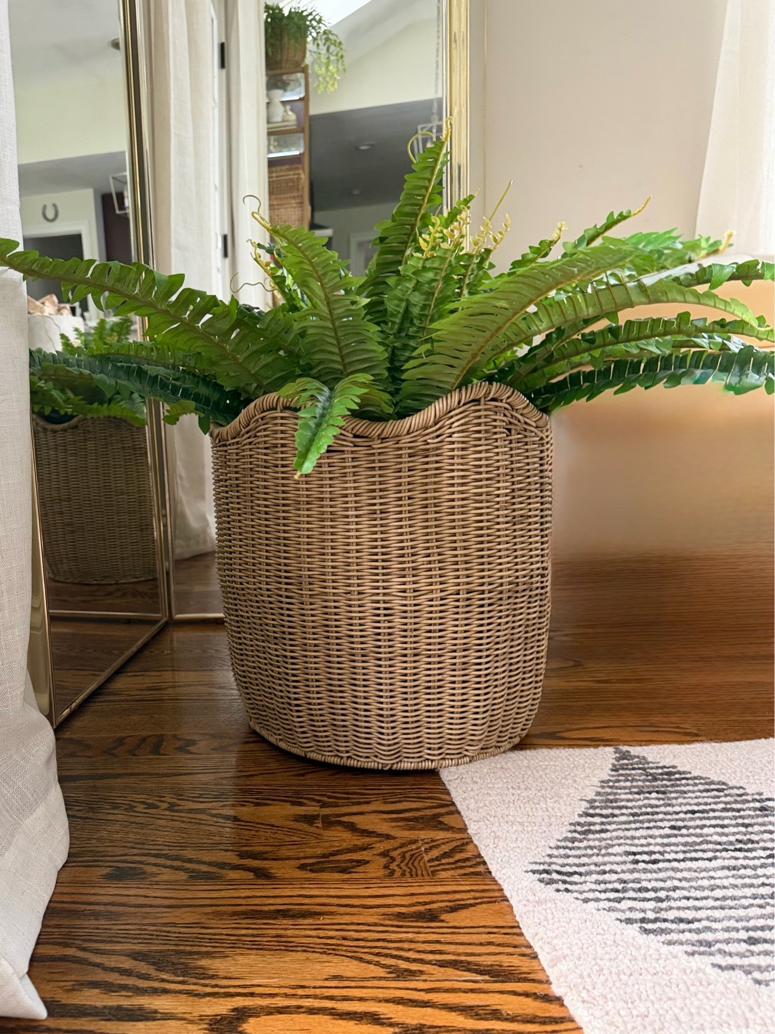 summer greenery never looked so good! 🪴

This large 45”artificial fern comes in a set of 2 and the price is super affordable! Plus it’s uv-resistant & very realistic looking! 

Place it in a cute wicker basket or an oversized concrete planter and display it on your deck or front porch to impress your neighbors all summer long! 😉


.
.
#summerdecor #coastalliving #summerplants #hydrangeas #budgethomedecor #founditonamazon

#LTKSeasonal #LTKHome #LTKSaleAlert