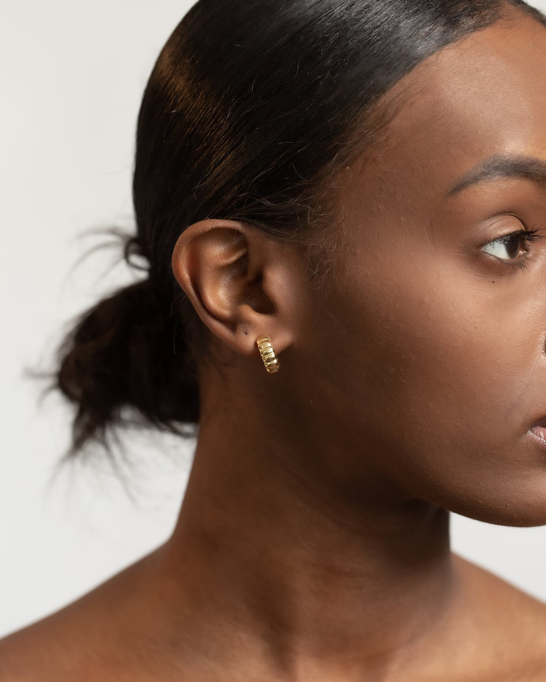 Small Ribbed Hoops Dainty Bold Hoops Gold Puff Hoops Canelé - Etsy Canada | Etsy (CAD)
