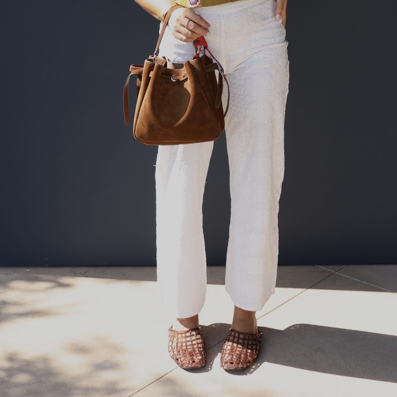 Caramel color suede bag fits phone wallet and keys perfectly with SO MUCH extra space!!! #handbags #fallbags #purse #suedebags

#LTKCon #LTKootd #LTKSeasonal