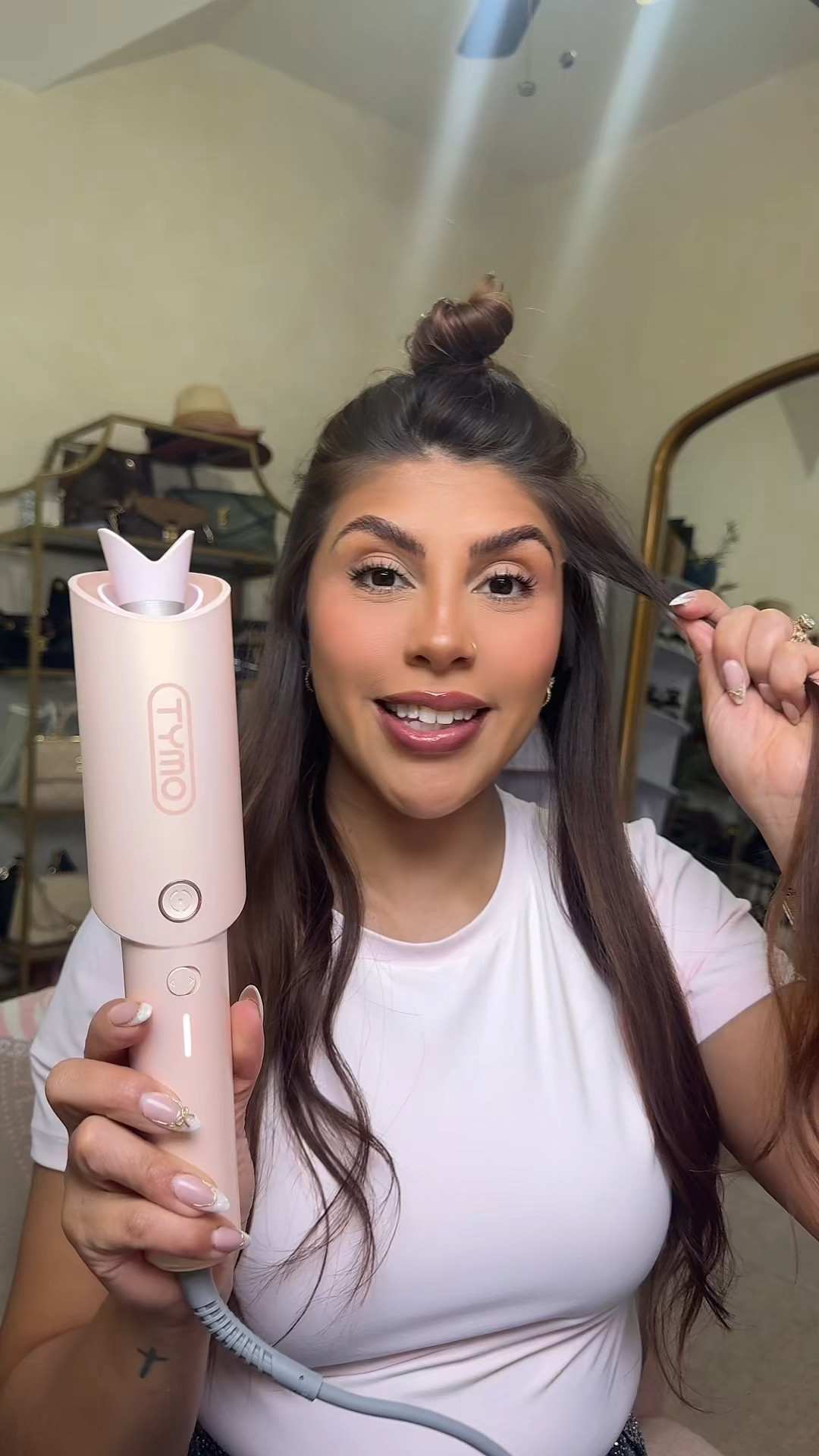 Perfect curls with zero stress ✨ The @TYMO BEAUTY US automatic curling iron gives you flawless curls every time without the burn risk. Busy mom mornings, school runs, date nights, or getting your daughter ready—it makes hair fast, easy, and pretty in minutes. 💁‍♀️💕  #TYMOSpotlightDay#tymobeauty #CurlsTYMO #tymocurlpro