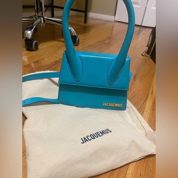 Jacquemus Blue La Montagne 'Le Chiquito Moyen' Bag | Poshmark