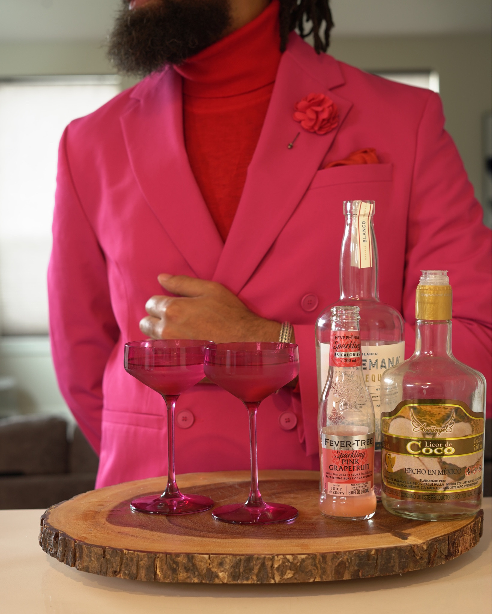 Making Cocktails with These Awesome Viski Coupe Glasses! 

Here is the recipe:
Ruby Love Potion Recipe for 2 
Step 1: 2 oz of Tequila @Teremana
Step 2: 1 oz of Coconut liquor 
Step 3. 3 oz of Sparkling Grapefruit @fevertreemixers 
Step 4: Garnish with Grapefruit slice 

Build over ice Stir, Strain and Serve
