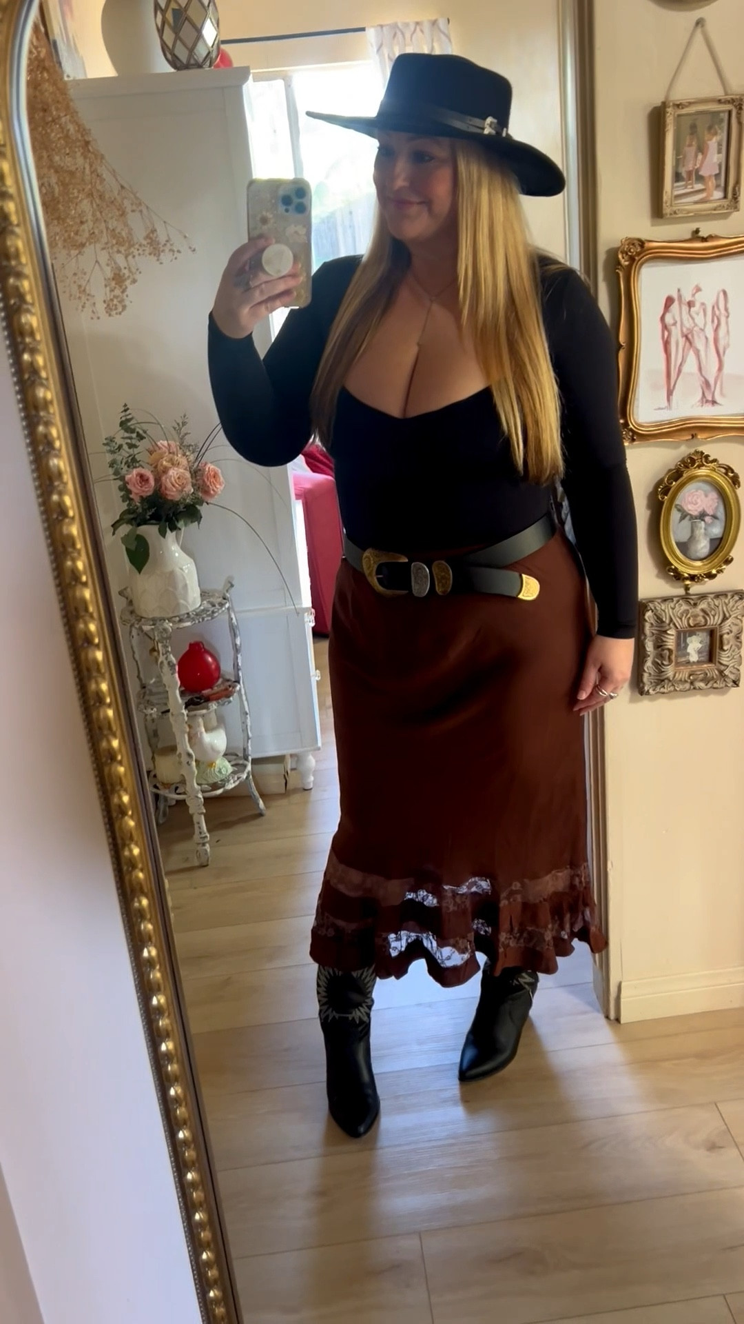 A little winter country look
Size L bodysuit and skirt 

#LTKSeasonal #LTKMidsize #LTKOver40