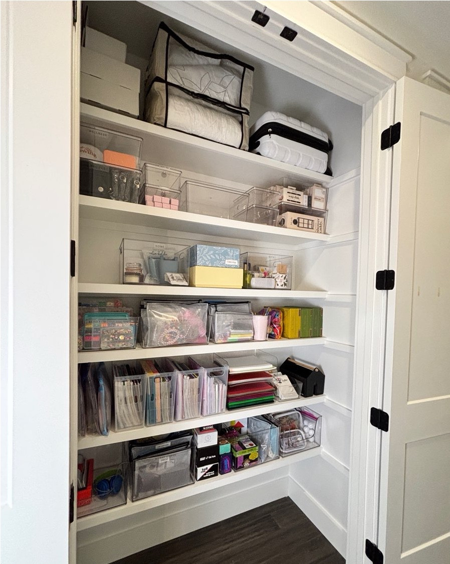 Before//After of my hall closet declutter and organization! 