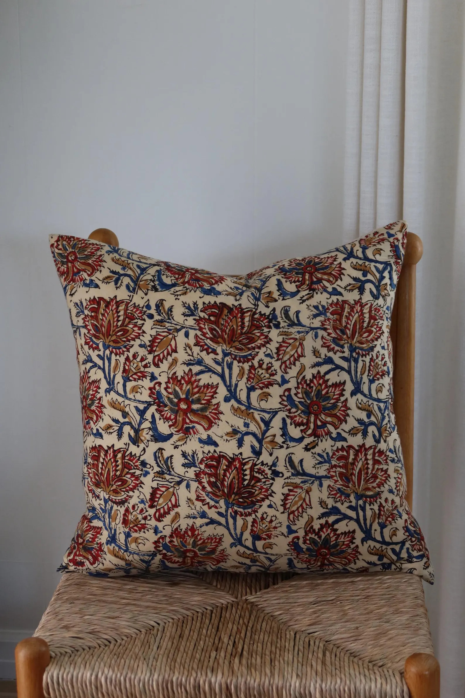 Sam - Floral Print Creamy Beige Pillow Cover - Etsy | Etsy (US)