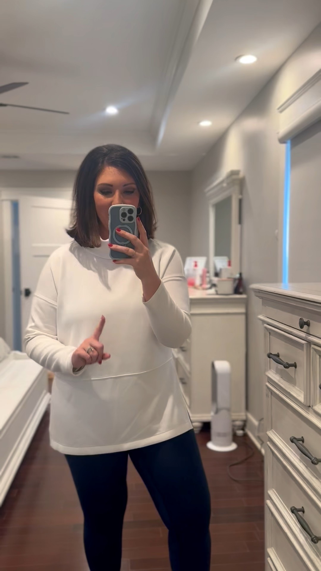 Mom style made easy for you with Spanx 

On sale now! I am 5’7” for reference I sized up in the leggings one size because they are meant to be a firm hold legging! They also can be worn high waisted, which I love!

#momstyle #ootd #spanx #sale #leggings #sweater #airessentials #elevated #comfy #casual 

#LTKootd #LTKmomlife #LTKSaleAlert