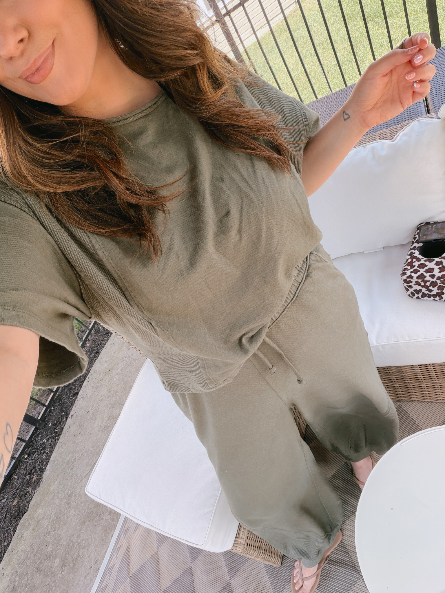 wearing my true size large

#LTKmomlife #LTKootd #LTKMidsize