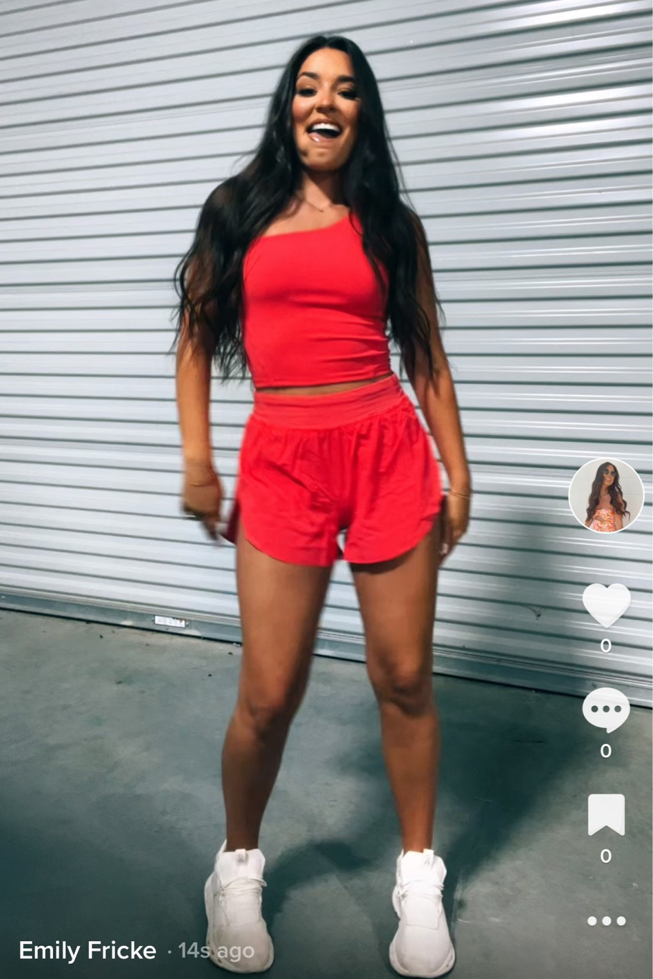 OBSESSED with the lipgloss colorrrr 

#LTKFind #LTKfit #LTKstyletip