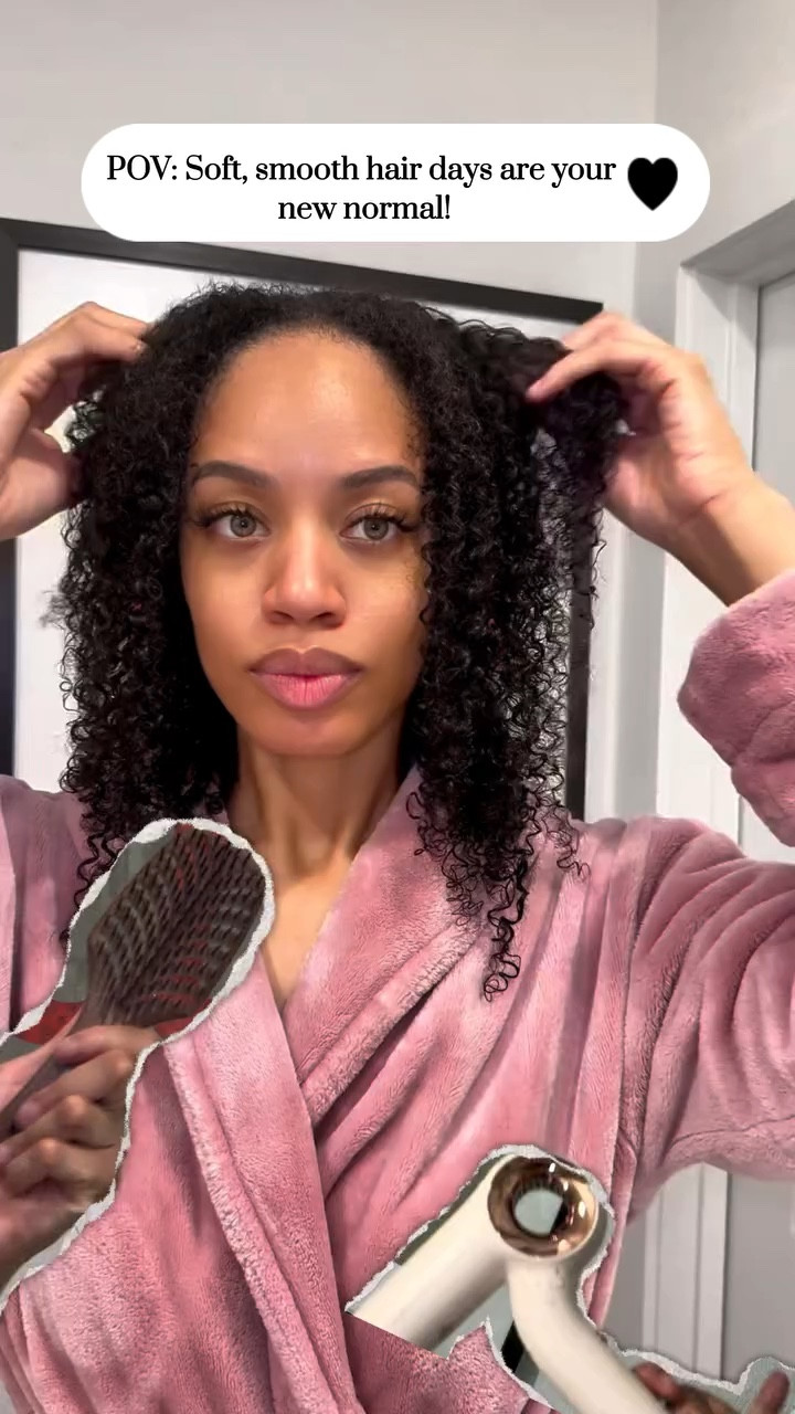 Soft, smooth, and stress-free hair days >>> 💁🏽‍♀️✨

Lately, I can’t get enough of the UNbrush Smooth. It glides through my hair with no pulling or tugging just easy, satisfying detangling that leaves my hair soft, sleek, and frizz free.

Paired with the AeroMax Dryer, my routine feels effortless every time.

Shop in store or online at Target 🛒
#fhi #fhiheat #unbrushsmooth #aeromaxdryer #target
@fhiheat @target
